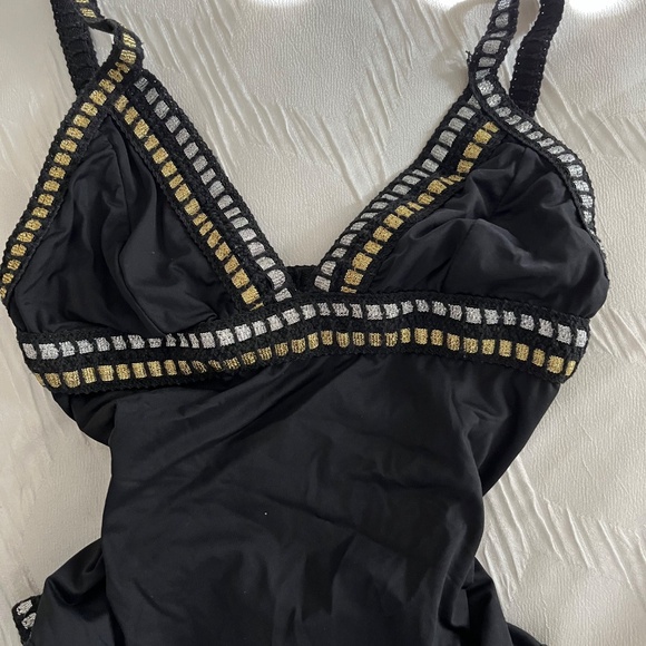 La Blanca Swim - Picture 2 of 4